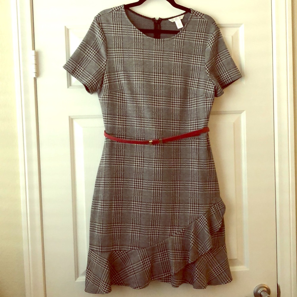 Knit shift dress with red belt detail